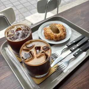 옐로우카멜 사진