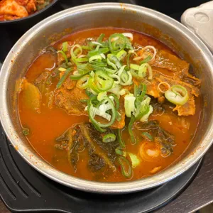청년감자탕 순대국 사진