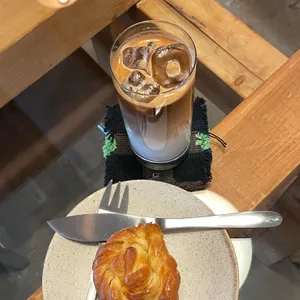 flo 사진