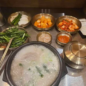 수변최고돼지국밥 대표 사진