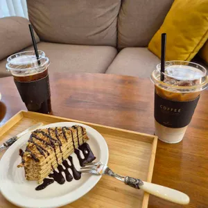 OUI 카페 사진 2