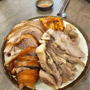가마솥족발 사진 1