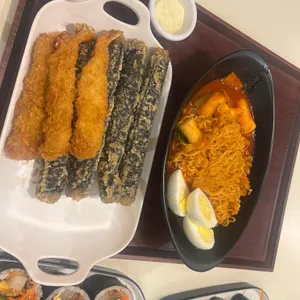 유미분김밥 사진 1