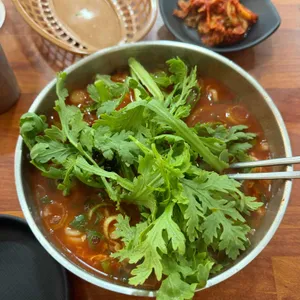 공주 얼큰이 칼국수 쭈꾸미 사진