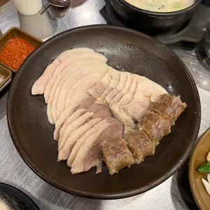 수변최고돼지국밥 대표 사진