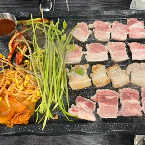맛나돈얼큰돼지찌개 사진 2