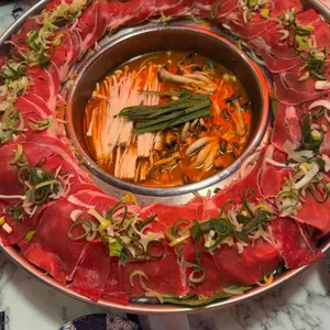화산샤브칼국수 대표 사진
