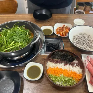양천샤브손칼국수 대표 사진