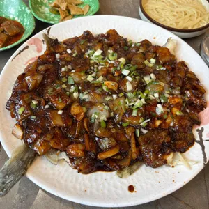 연일개미집 사진