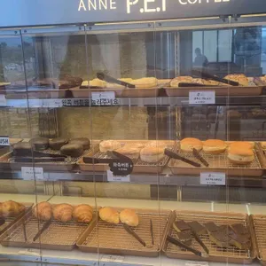 P.E.I coffee 대표 사진