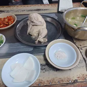 사랑방칼국수 대표 사진