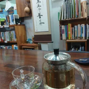 북카페 바사크라 대표 사진