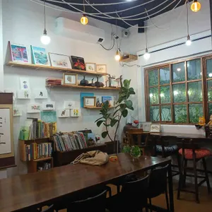 북카페 바사크라 대표 사진