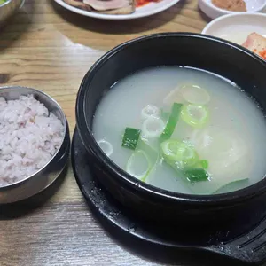 월강부산돼지국밥 사진 2