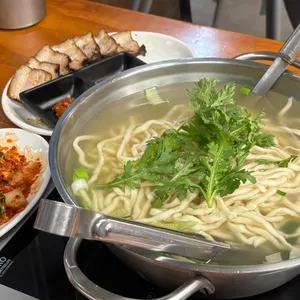동동칼국수 사진