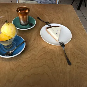 부쉬 대표 사진