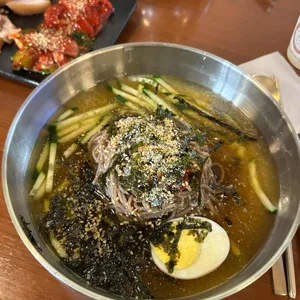 고씨네동해막국수 대표 사진