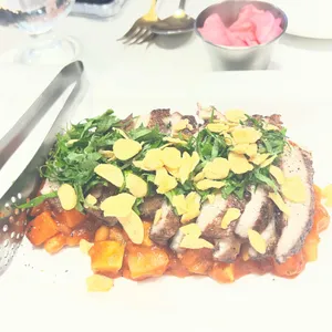 반기다 사진