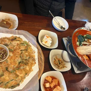 기찻길옆오막살이 대표 사진