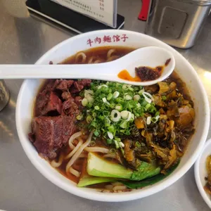 뉴러우멘관즈 대표 사진