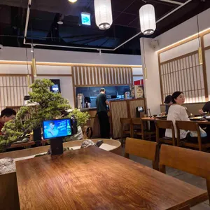 크레이지카츠 대표 사진
