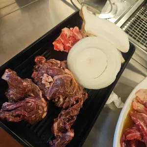 호르몬치치 사진 2
