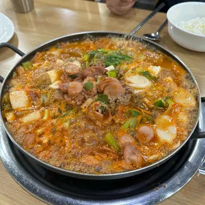 삼부자부대찌개 사진