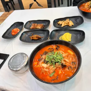 초당맷돌순두부 대표 사진