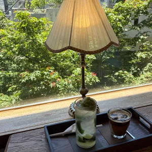 디포인트 커피 대표 사진