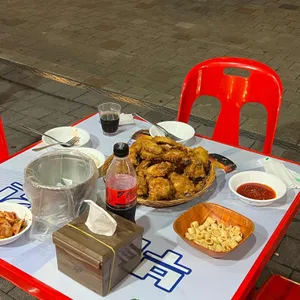 부암동치킨 사진 1