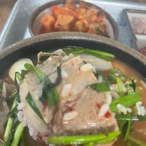 장군돼지국밥 사진 2