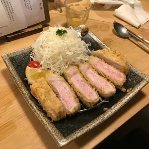 톤쇼우 대표 사진