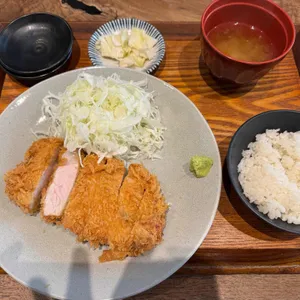 카츠 바이 콘반 대표 사진
