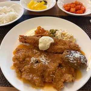 오로라 경양식 대표 사진