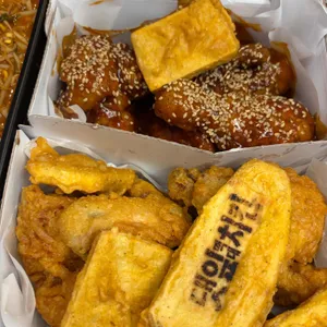 댓잎떡대치킨 사진 1