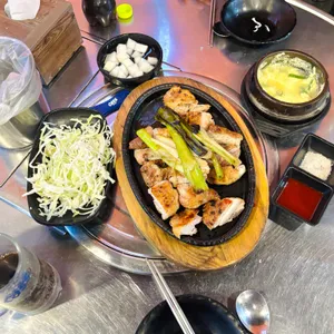 제주남문숯불치킨 사진 1