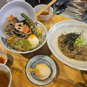 우동 선 대표 사진