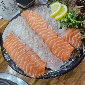 탐나종합어시장 사진 1