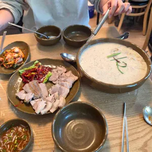 엘림들깨수제비칼국수 대표 사진