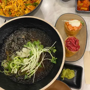 육연가 사진 1
