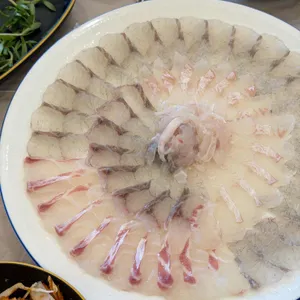 칠암 일번지횟집 사진