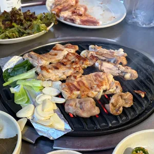 기찻길닭숯불구이 사진 1