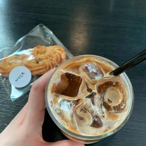 누아 대표 사진