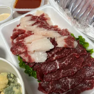 궁전생고기집 사진 1