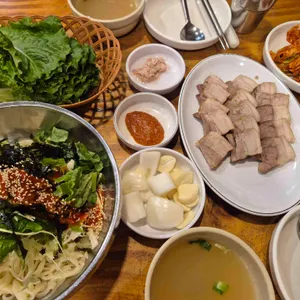 김화칼국수 대표 사진