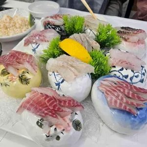 형아시횟집 사진