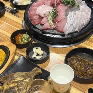 삼정종합어시장 사진 1