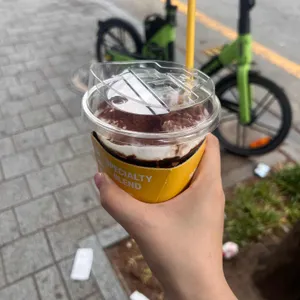 컴포즈커피 사진