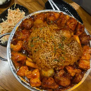 훌랄라참숯치킨 사진