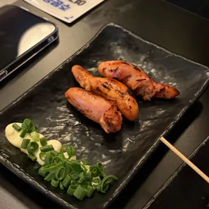 토리아에즈 대표 사진